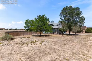 967 W Yerba Buena Dr, Pueblo, CO 81007 - Photo 26