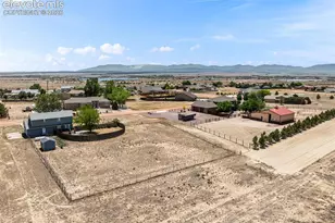 967 W Yerba Buena Dr, Pueblo, CO 81007 - Photo 34