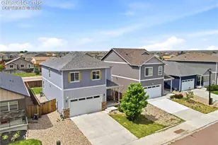 10152 Castor Dr, Colorado Springs, CO 80925 - Photo 2