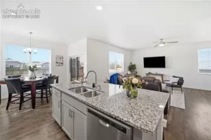 10152 Castor Dr, Colorado Springs, CO 80925 - Photo 18