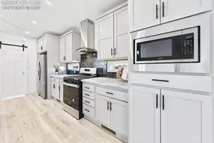 893 S Greenway Ave, Pueblo, CO 81007 - Photo 14