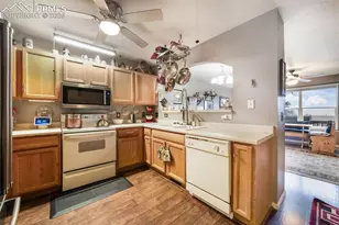 3131 Hearthridge Cir, Colorado Springs, CO 80918 - Photo 2