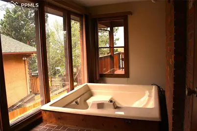 1540 Kenland Court, Colorado Springs, CO 80915 - Photo 8