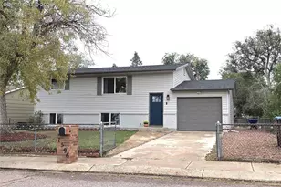 1596 Prado Dr, Fountain, CO 80817 - Photo 4