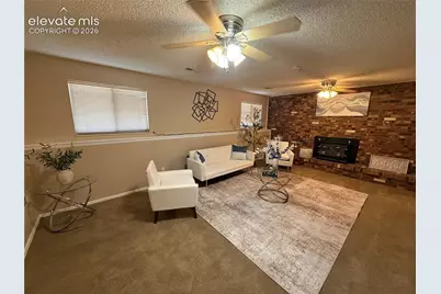 1309 Kingsroyal Boulevard, Pueblo, CO 81005 - Photo 8