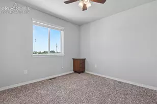 6414 Mountain Dale Dr, Colorado Springs, CO 80927 - Photo 16