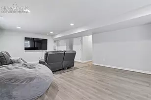 6414 Mountain Dale Dr, Colorado Springs, CO 80927 - Photo 22