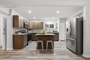 1432 Howard Ave, Colorado Springs, CO 80909 - Photo 10