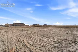 1169 E Canary Dr, Pueblo, CO 81007 - Photo 48