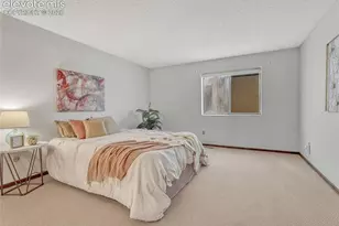 1146 Fontmore Rd, Colorado Springs, CO 80904 - Photo 16