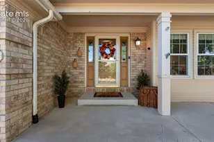 2405 Linenhall Ct, Colorado Springs, CO 80920 - Photo 2