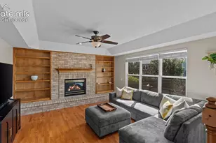 2405 Linenhall Ct, Colorado Springs, CO 80920 - Photo 8