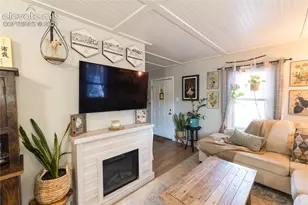 1404 N Prospect St, Colorado Springs, CO 80907 - Photo 6