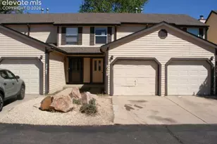 2369 Lexington Village Ln, Colorado Springs, CO 80916 - Photo 4