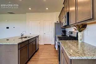 10369 Castor Dr, Colorado Springs, CO 80925 - Photo 2