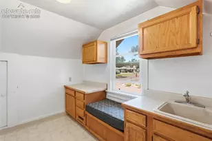 731 Bonfoy Ave, Colorado Springs, CO 80909 - Photo 34
