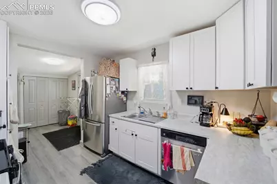 315 W Monument Street, Colorado Springs, CO 80905 - Photo 6