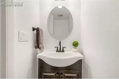 2107 Mount Washington Avenue, Colorado Springs, CO 80906 - Photo 8