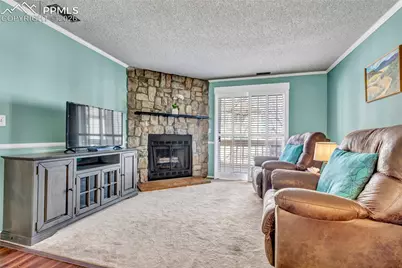 846 Tenderfoot Hill Road #102, Colorado Springs, CO 80906 - Photo 2