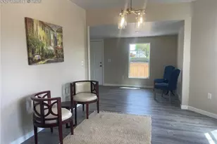 432 S Hancock Ave, Colorado Springs, CO 80903 - Photo 2