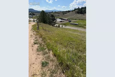 137 Hillside Drive, Florissant, CO 80816 - Photo 2