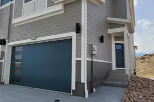 718 Belleza Vw, Colorado Springs, CO 80907 - Photo 2