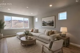 718 Belleza Vw, Colorado Springs, CO 80907 - Photo 4
