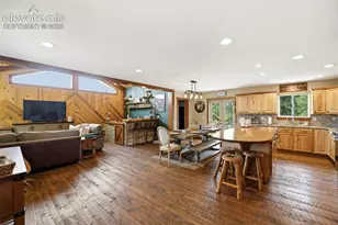201 Turnabout Ln, Florissant, CO 80816 - Photo 2