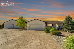 831 E Paseo Dorado Dr, Pueblo West, CO 81007 - Photo 1