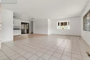 207 Autobee Ln, Avondale, CO 81022 - Photo 4