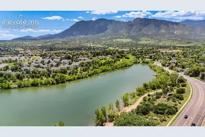 3240 Blue Mountain Way, Colorado Springs, CO 80906 - Photo 26