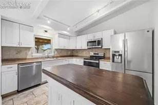 912 Amsterdam Dr, Colorado Springs, CO 80907 - Photo 2
