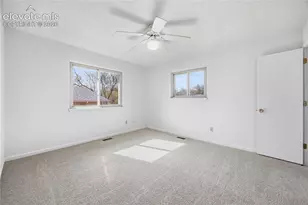 912 Amsterdam Dr, Colorado Springs, CO 80907 - Photo 10