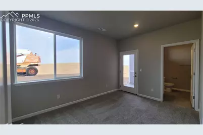 711 Belleza View, Colorado Springs, CO 80907 - Photo 4
