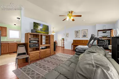 1128 E Rustic Drive, Pueblo, CO 81007 - Photo 6