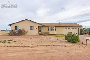 1128 E Rustic Dr, Pueblo, CO 81007 - Photo 1
