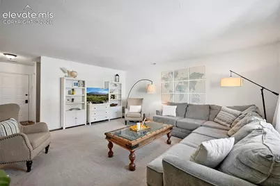 6924 Gayle Lyn Lane, Colorado Springs, CO 80919 - Photo 2