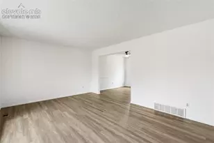 5326 Picket Dr, Colorado Springs, CO 80918 - Photo 6