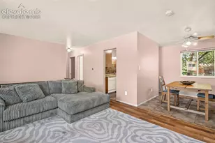 1426 Holmes Dr, Colorado Springs, CO 80909 - Photo 6
