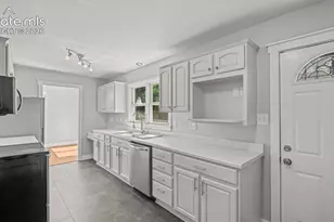 10 El Sereno Dr, Colorado Springs, CO 80906 - Photo 10