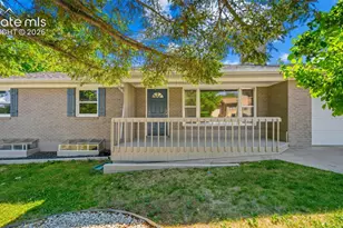 10 El Sereno Dr, Colorado Springs, CO 80906 - Photo 1