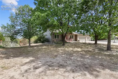 3645 E Cresta Loma Circle, Colorado Springs, CO 80911 - Photo 2