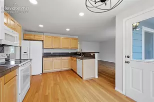 5813 Dolores St, Colorado Springs, CO 80923 - Photo 12