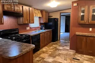 2221 S Prairie Ave, Pueblo, CO 81005 - Photo 8