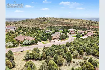 4215 Cedar Heights Drive, Colorado Springs, CO 80904 - Photo 2