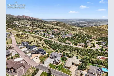 4215 Cedar Heights Drive, Colorado Springs, CO 80904 - Photo 8