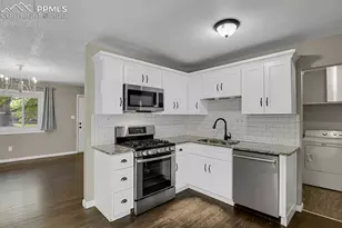 1540 Saratoga Dr, Colorado Springs, CO 80910 - Photo 10