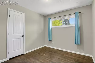 1540 Saratoga Drive, Colorado Springs, CO 80910 - Photo 18