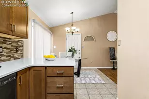 735 S Sterling Dr, Pueblo, CO 81007 - Photo 8