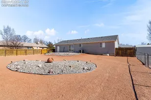 735 S Sterling Dr, Pueblo, CO 81007 - Photo 26
